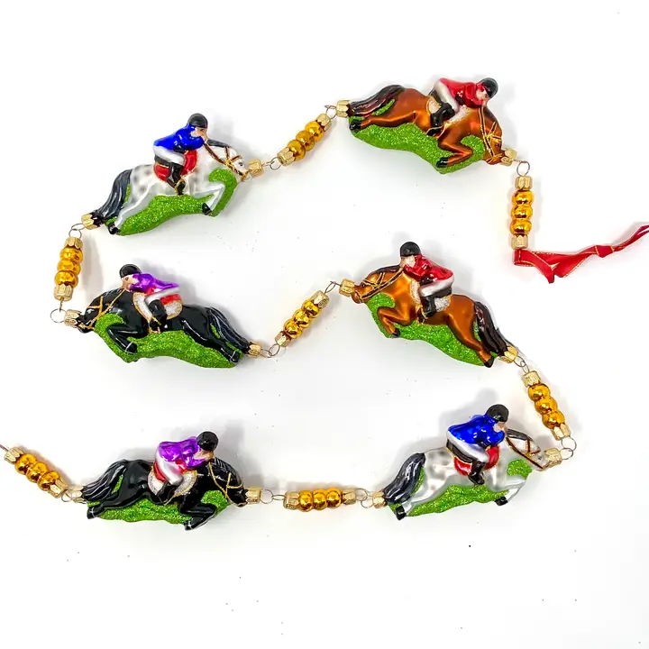 Derby Racing Horse Garland