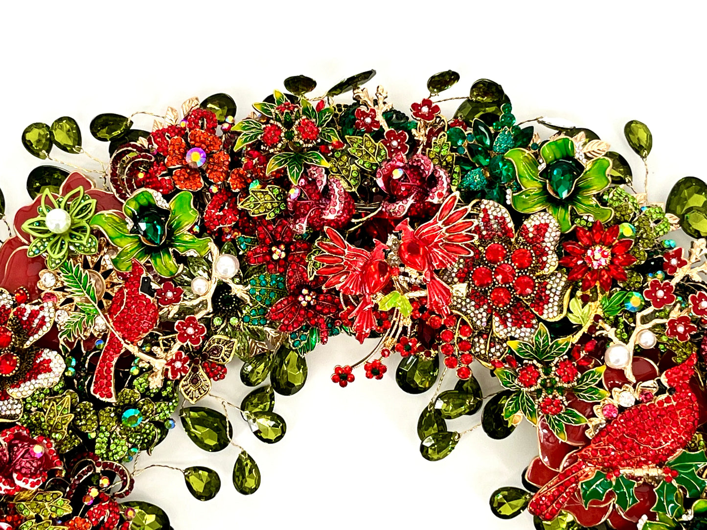 Cardinal Christmas Wreath wreath for holiday décor and seasonal displays.