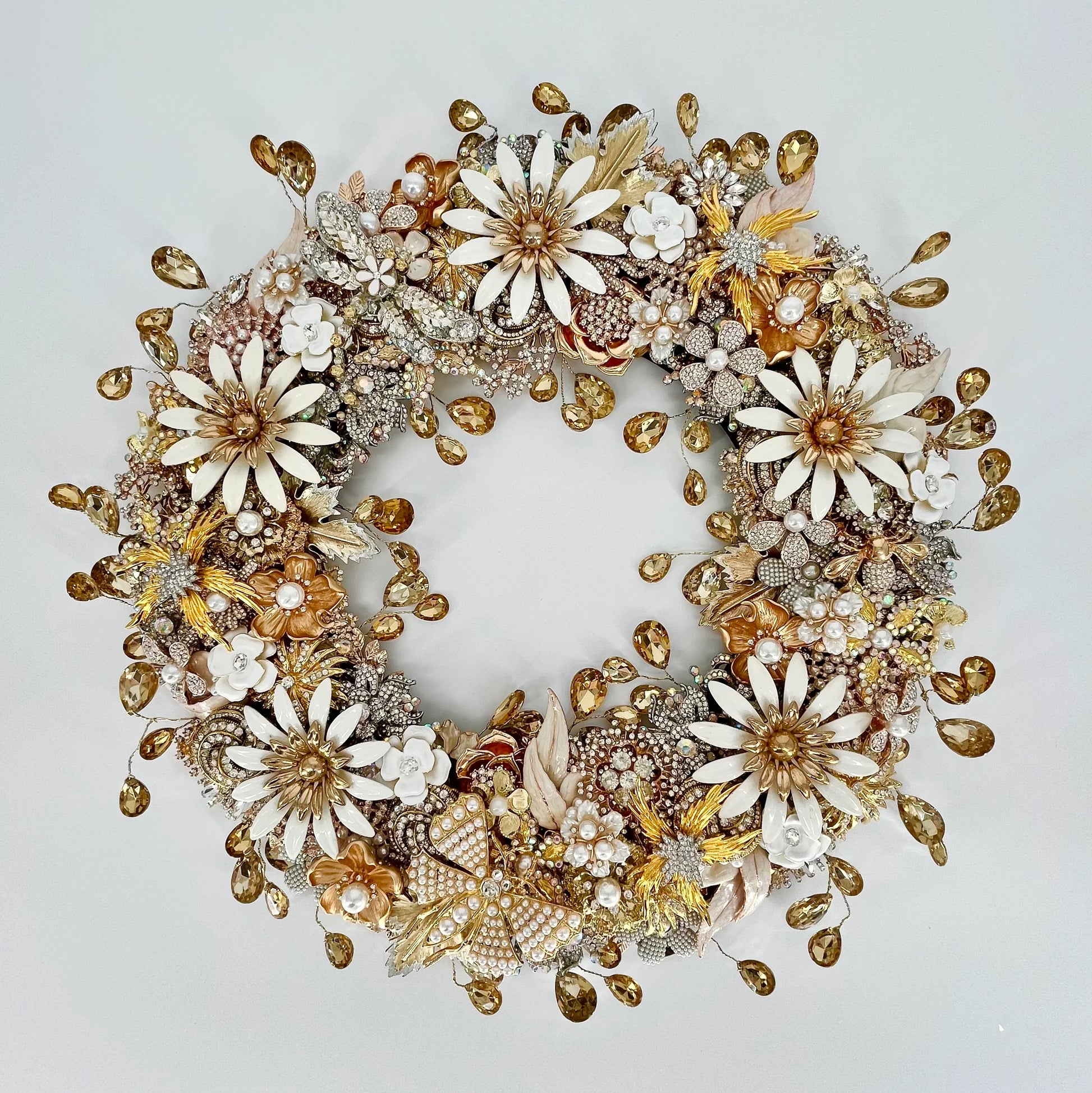 Garden Splendor Wreath wreath for holiday décor and seasonal displays.