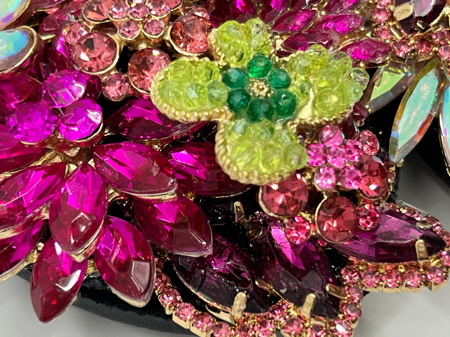 Enchanting Romance Whisper decor for holiday décor and seasonal displays.