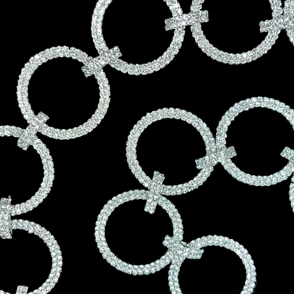 Large Crystal Ring Christmas Garland - Silver Finish