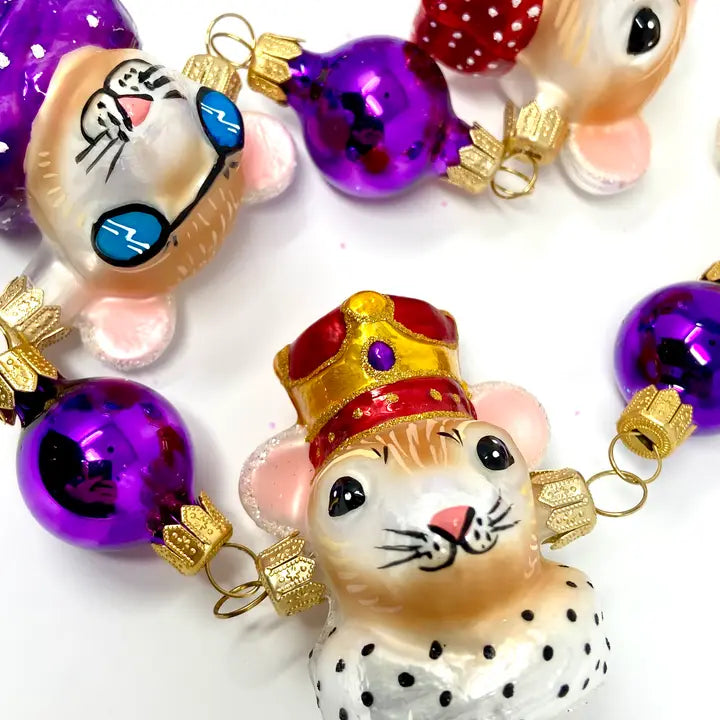 Stanley Mouse Garland glass ornaments for holiday décor and seasonal displays.
