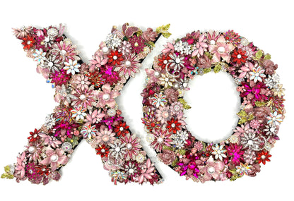 Warm Embrace XO wreath for holiday décor and seasonal displays.